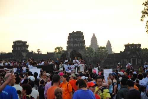 ANGKOR WAT HALF MARATHON 2013